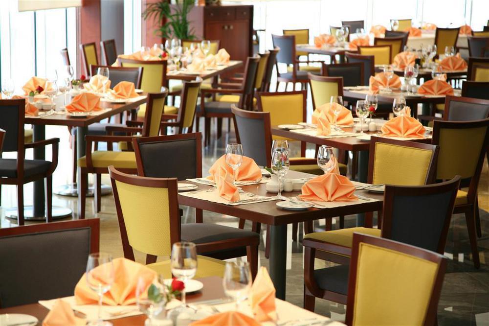 Symphony Hotel Apartments Dubai Restaurant photo